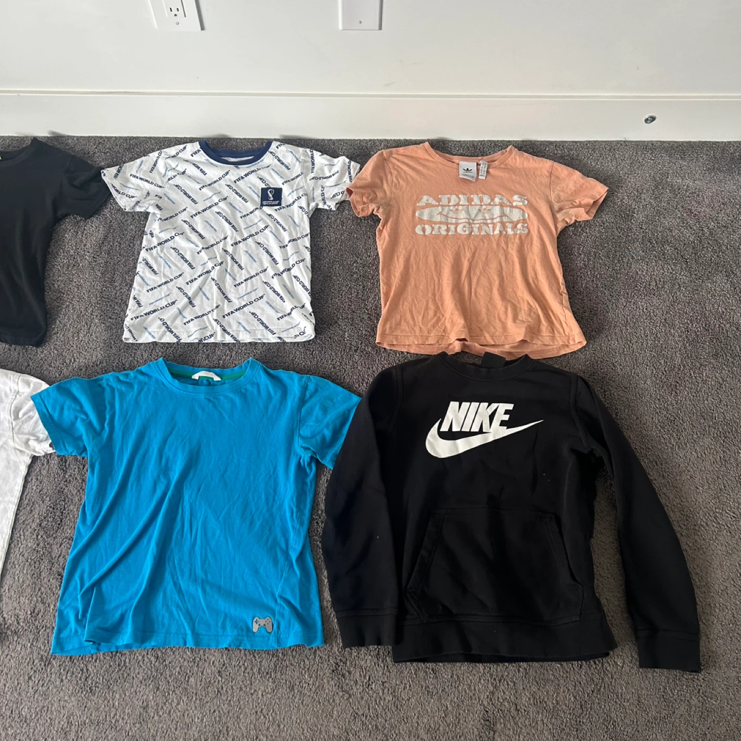 Kids' Clothing - photo 5