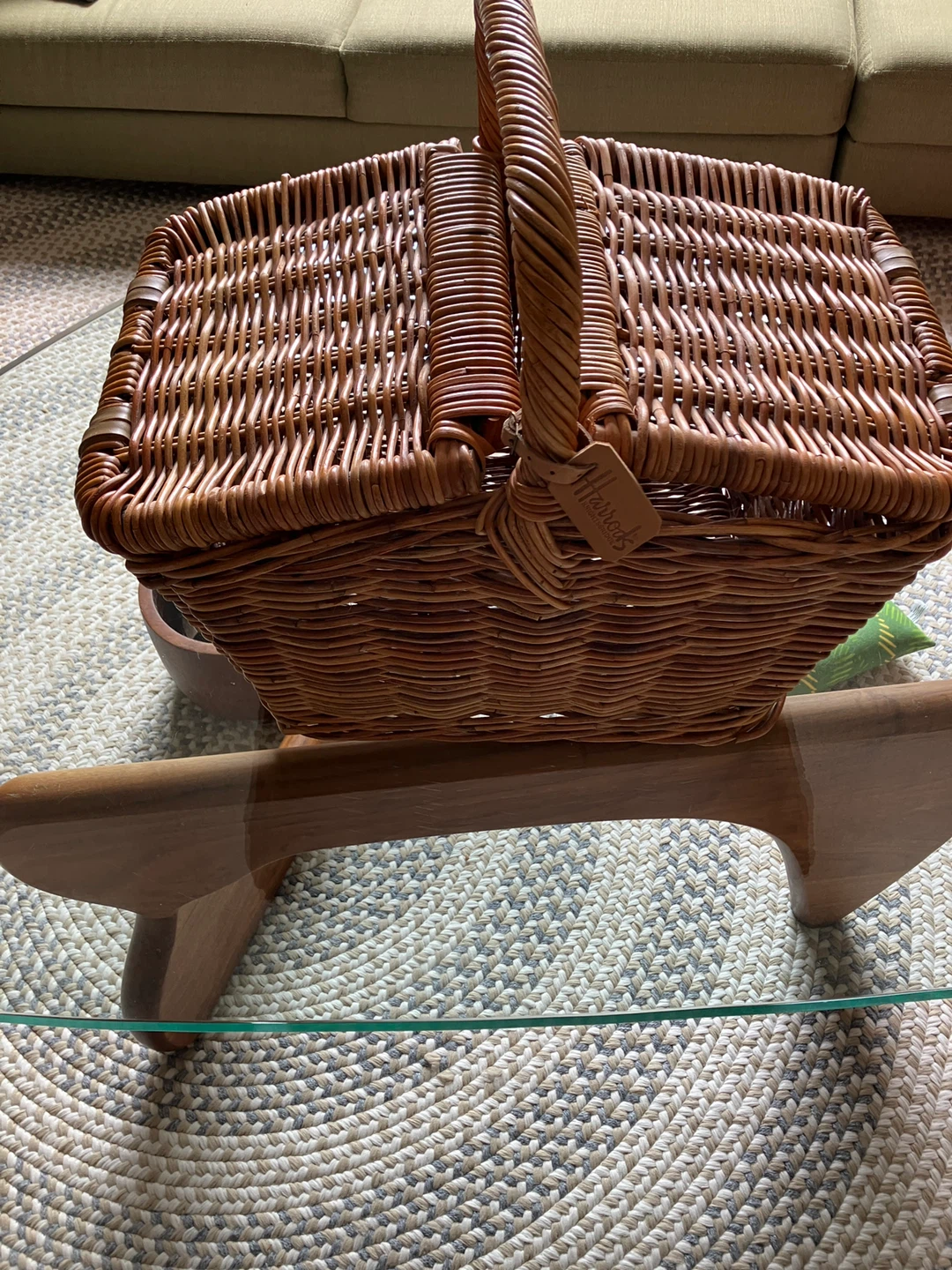 Harrods Wicker Picnic Basket with Lid - photo 2