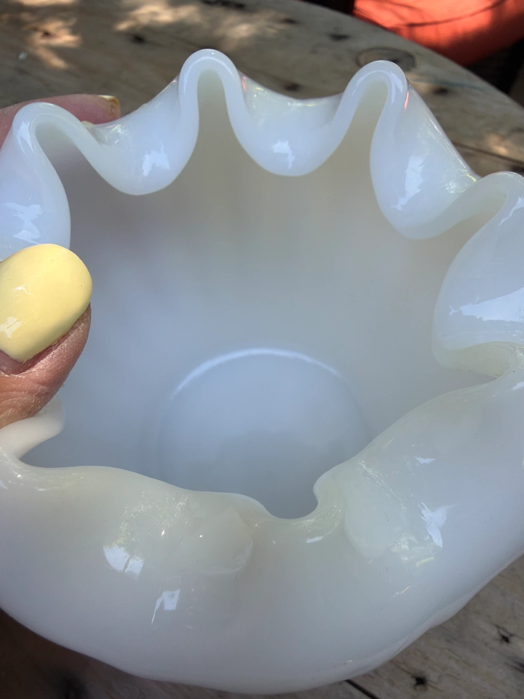 Vintage White Milk Glass Ruffled Vase - photo 5