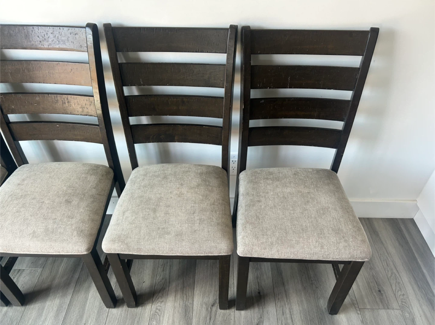 5 Dining Chairs - photo 3
