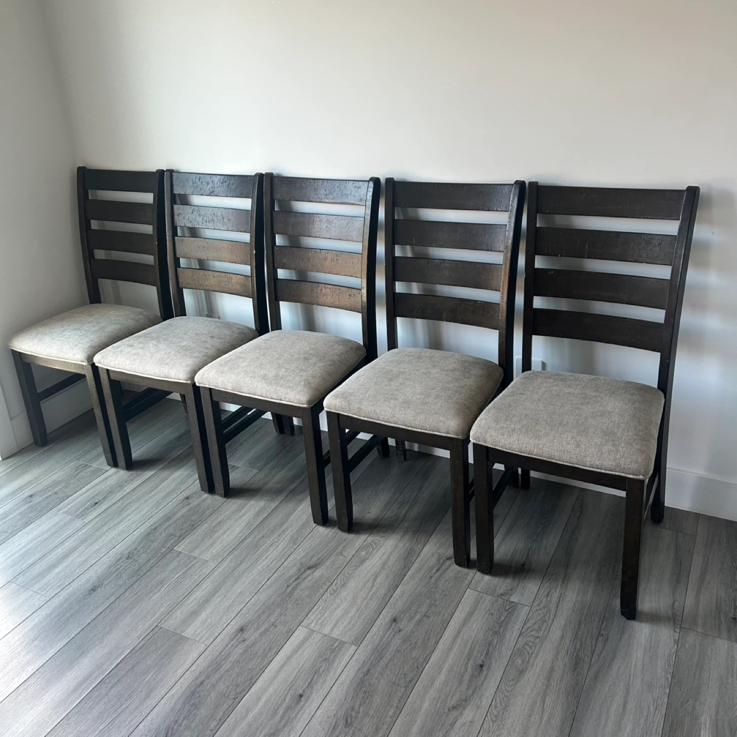 5 Dining Chairs