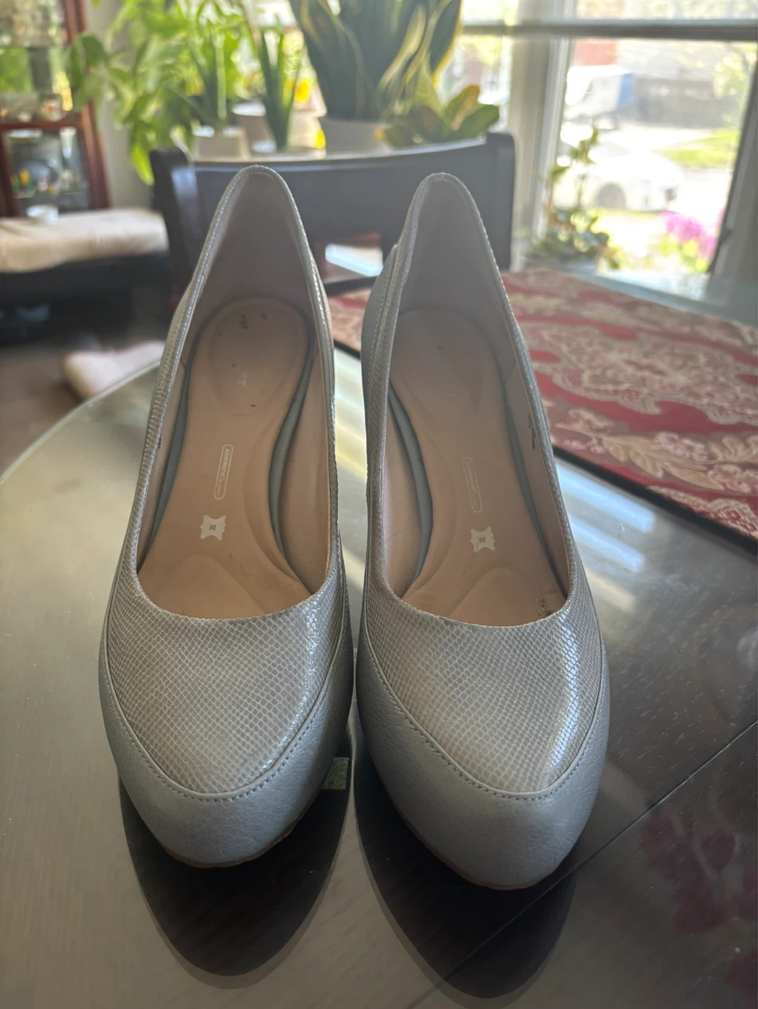 Rockport Women's Grey Heeled Pumps