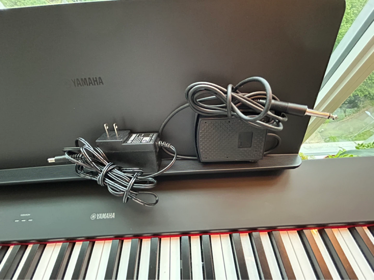 Yamaha Digital Piano P-225 with Stand and Accessories - photo 4