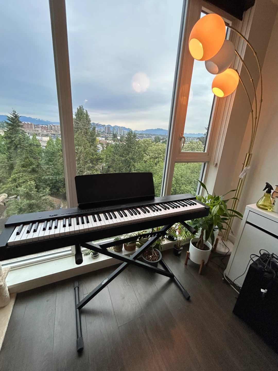 Yamaha Digital Piano P-225 with Stand and Accessories - photo 3