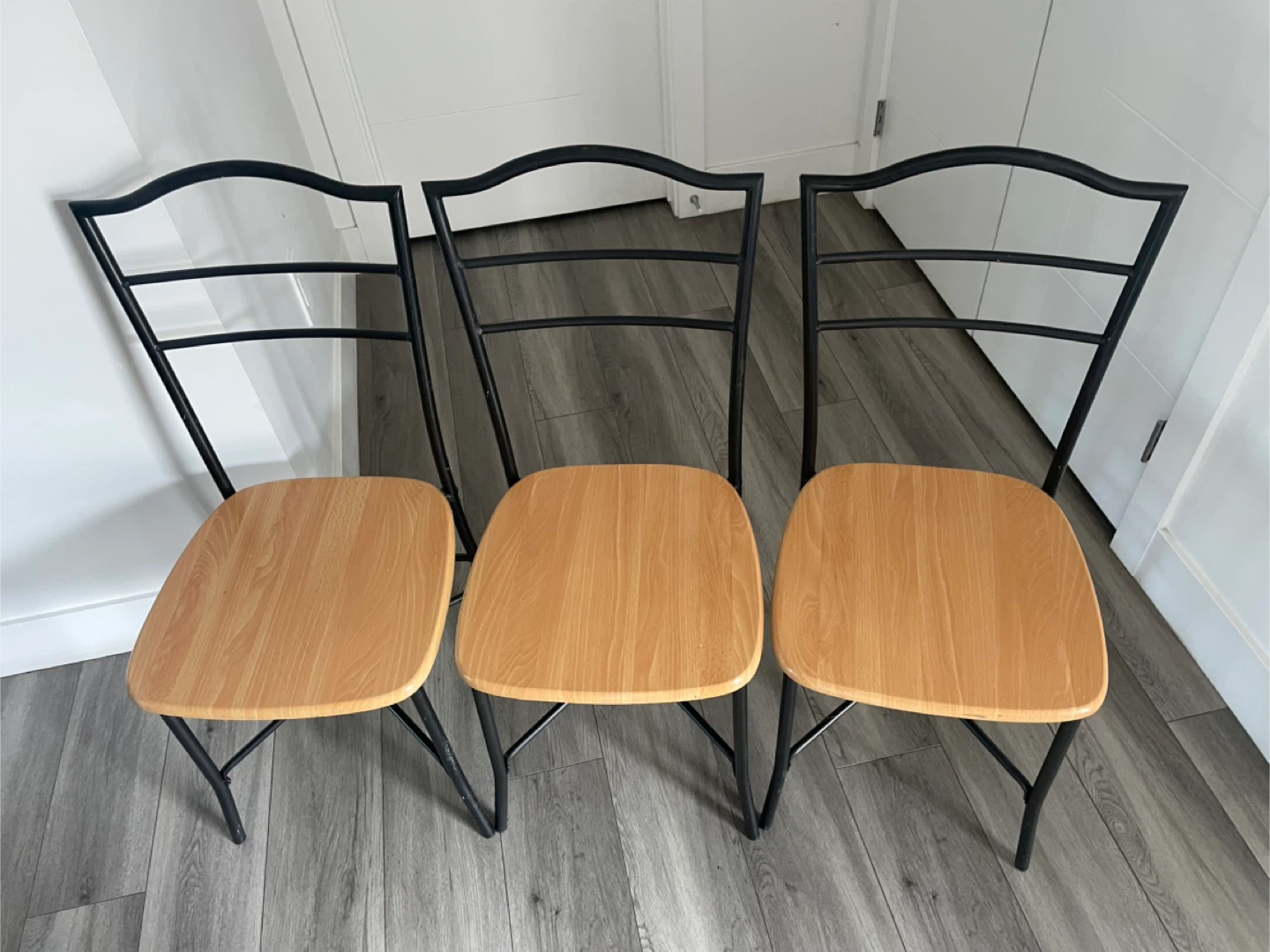 3 Chairs - photo 3