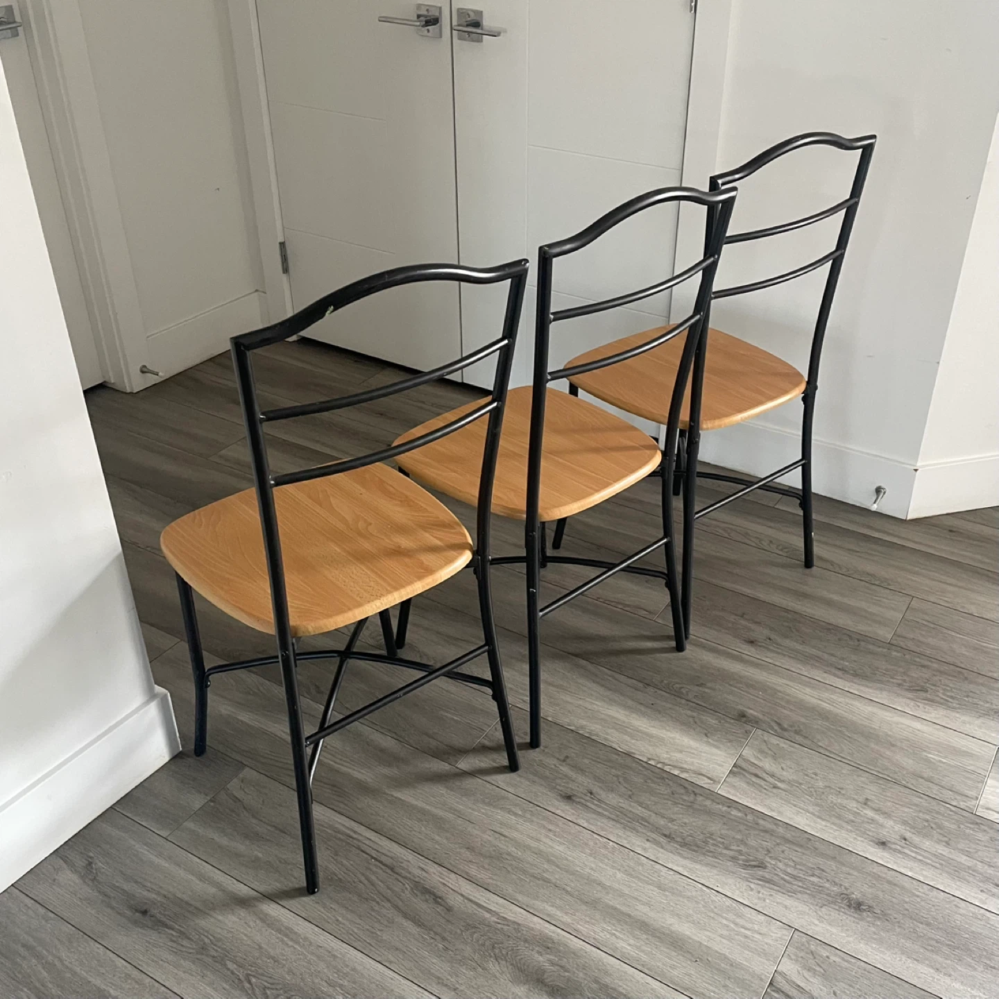 3 Chairs - photo 5