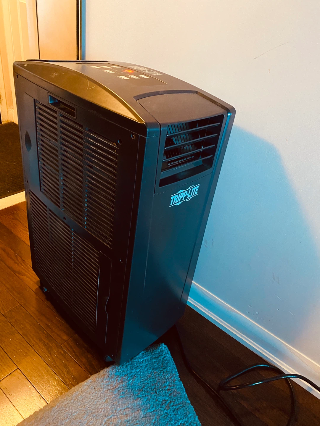 TRIPP-LITE Portable Air Conditioner - photo 2