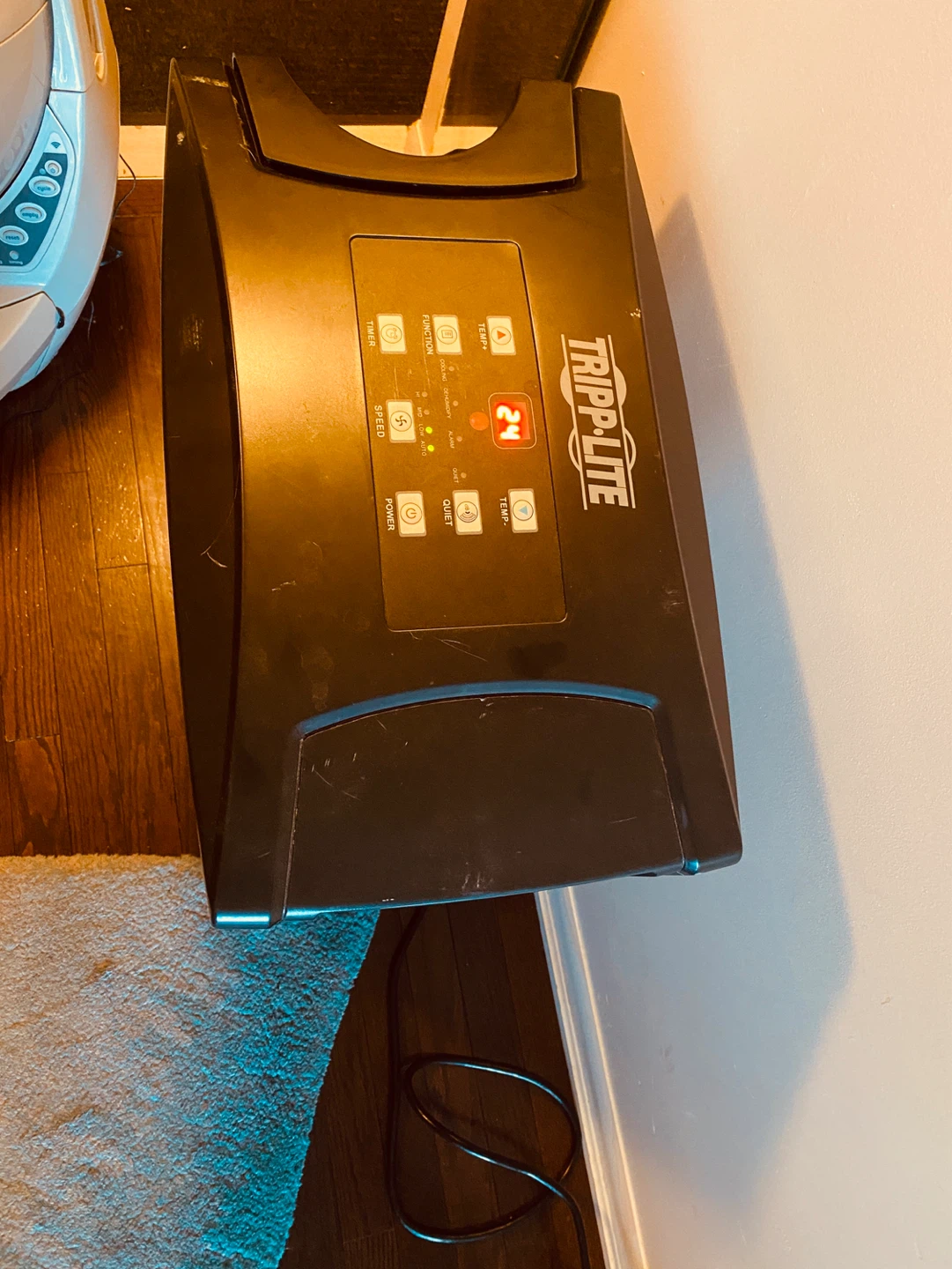 TRIPP-LITE Portable Air Conditioner - photo 3
