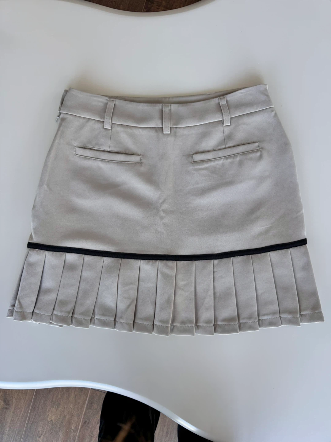 Pleated Golf Skirt with Liner - Size S