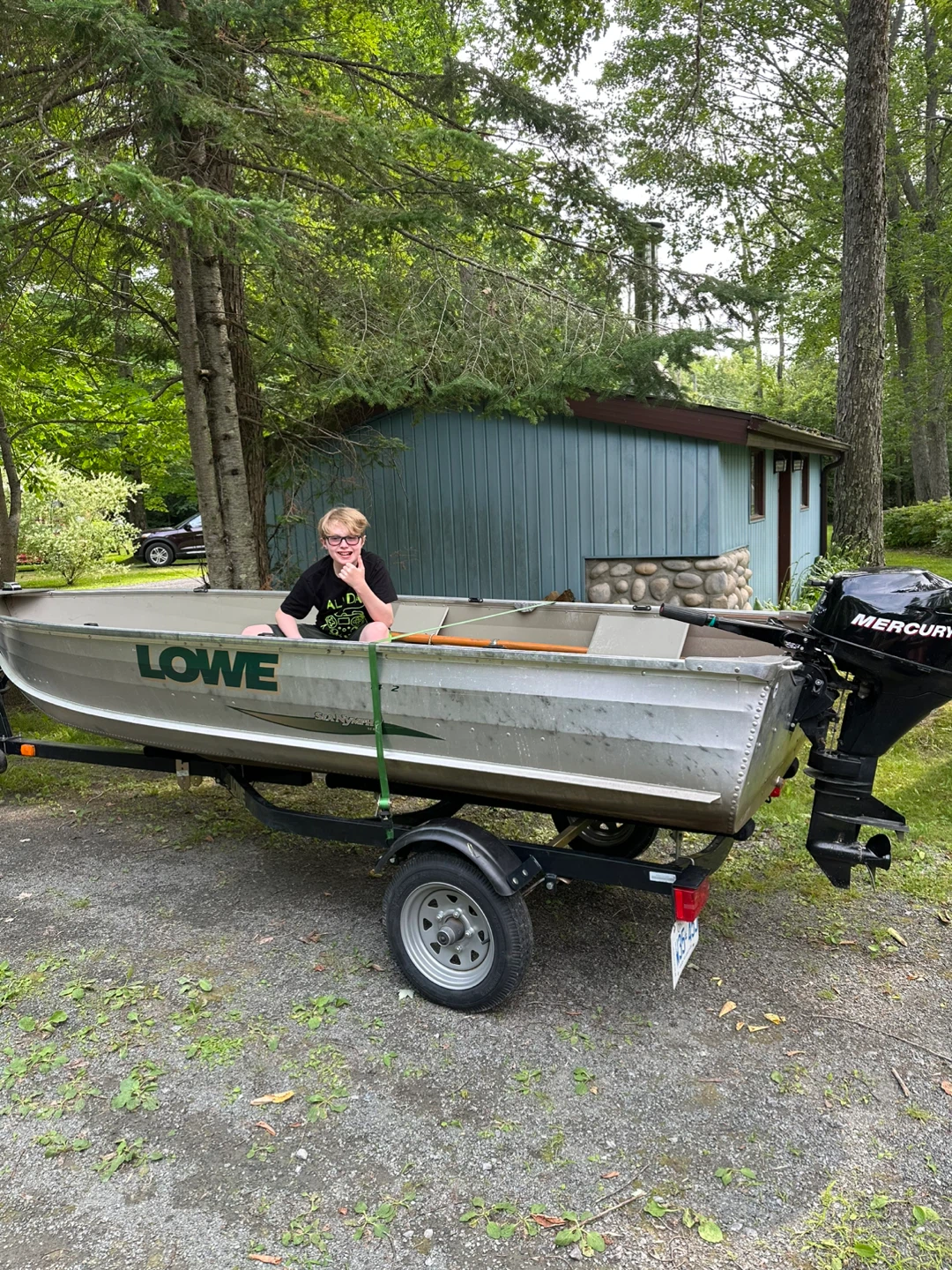 Lowe Jon Boat with Mercury Outboard Motor - photo 2