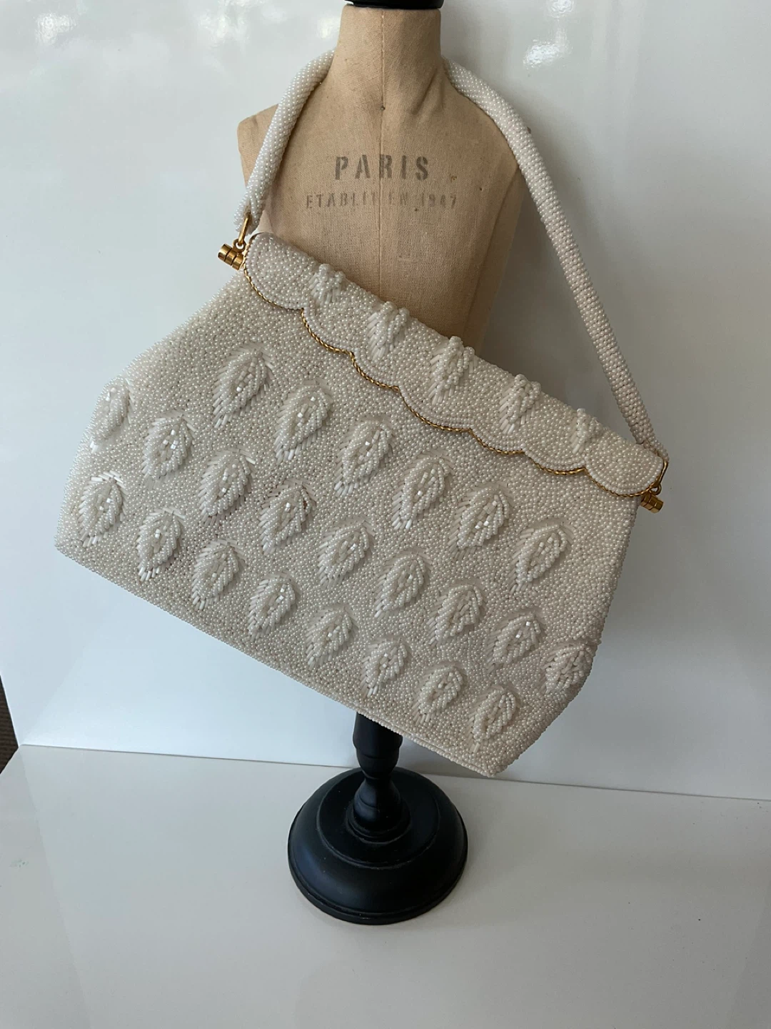 Vintage Beaded Clutch with Scalloped Trim from 1963 - photo 3
