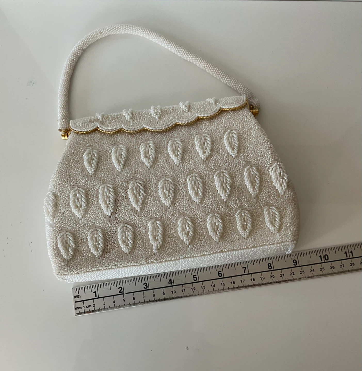 Vintage Beaded Clutch with Scalloped Trim from 1963 - photo 4