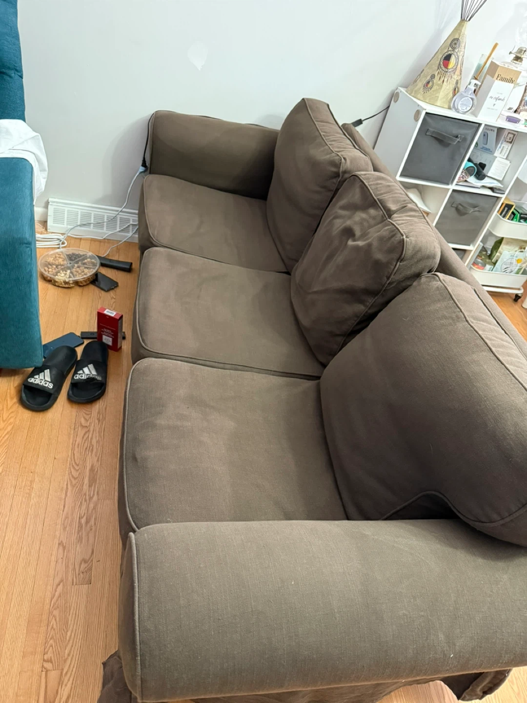 Teal recliner chairs and sofa - photo 3