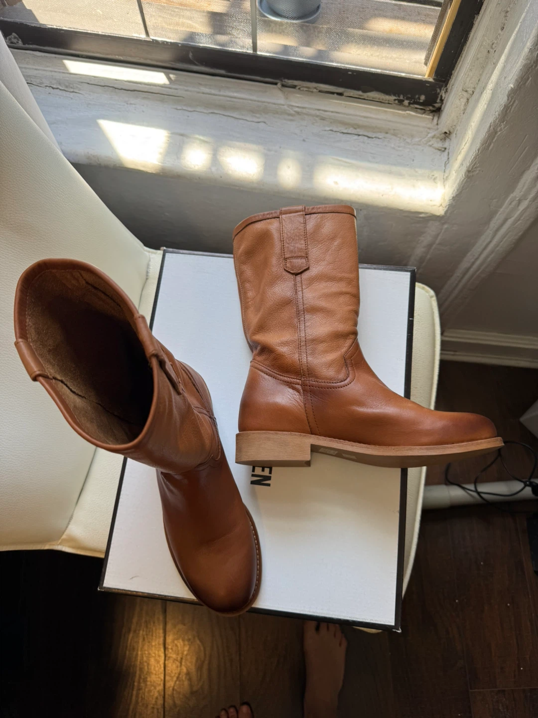 Steve Madden Women's Leather Boots Size 8 - photo 3