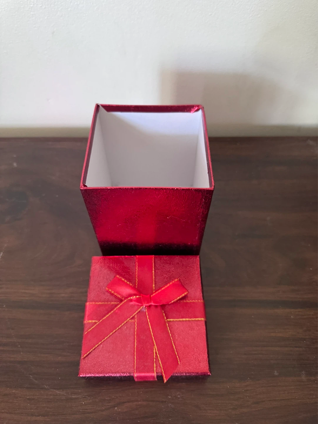 Red Decorative Gift Box - photo 3