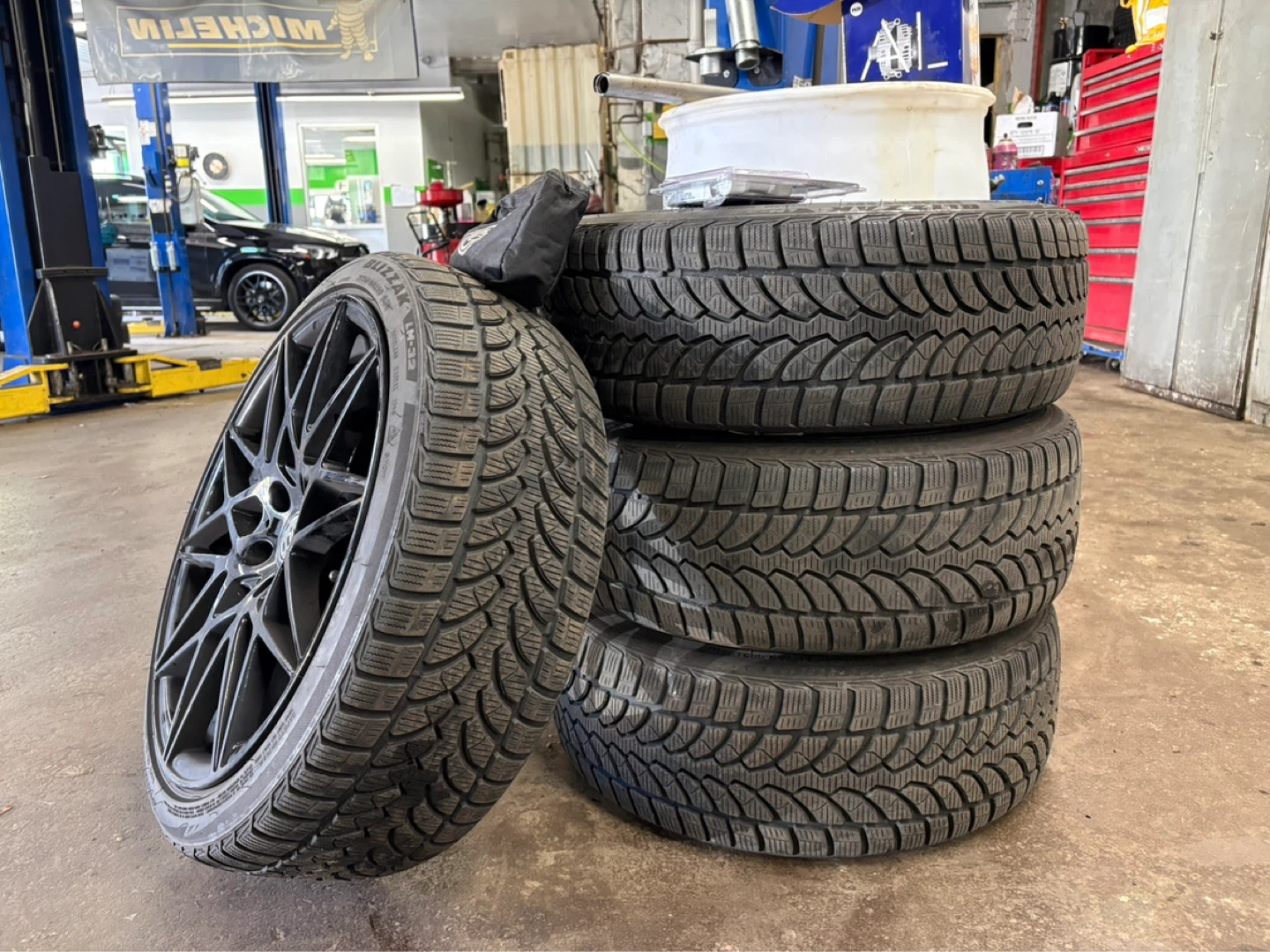 Set of 4 Bridgestone 19” Winter Tires with Rims - 225/40 R19 - photo 2