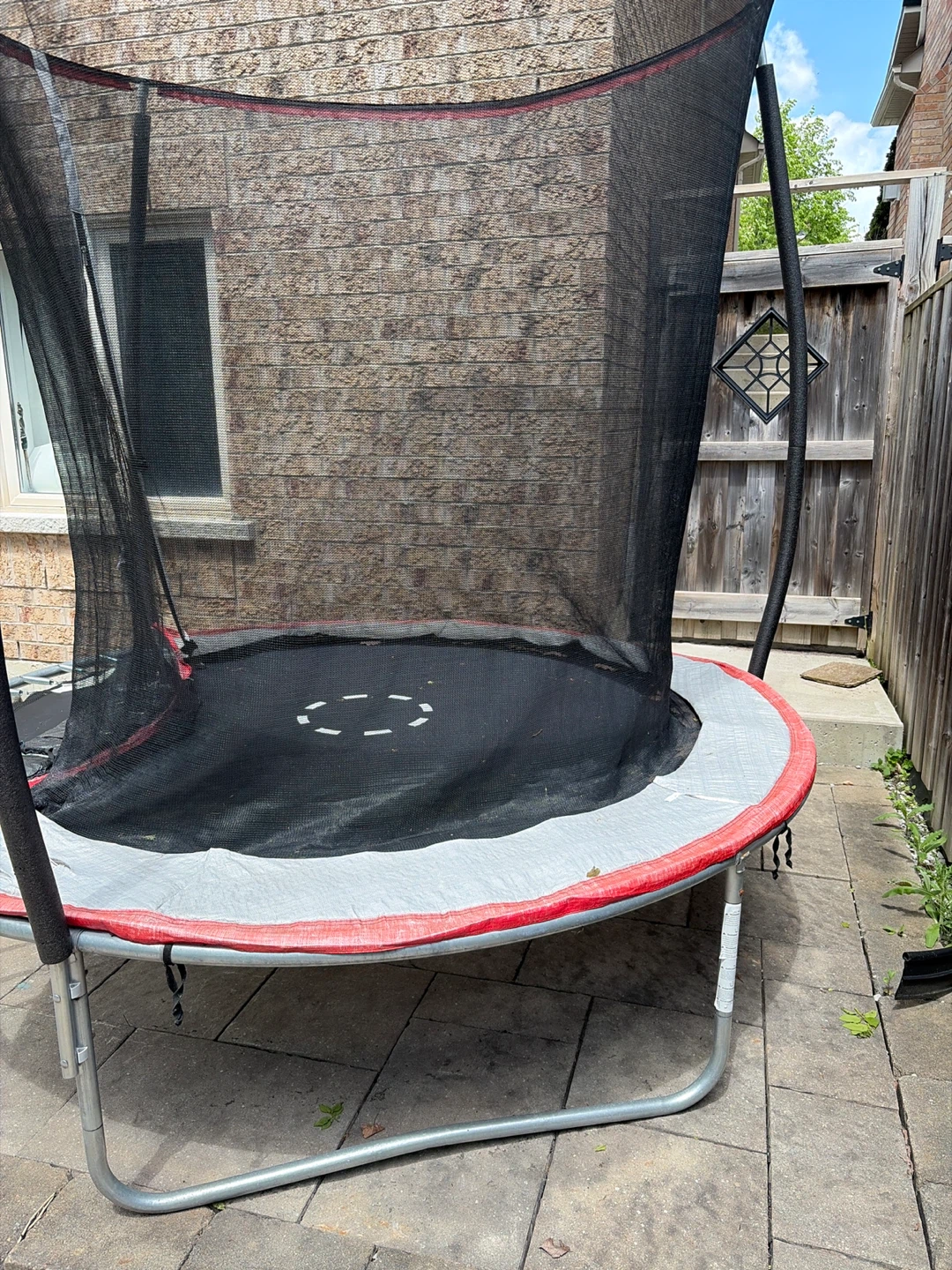 Trampoline with Safety Net