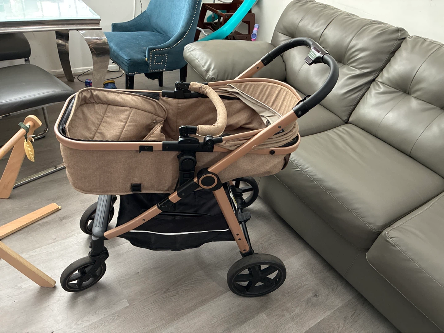 Un Coche de Bebe