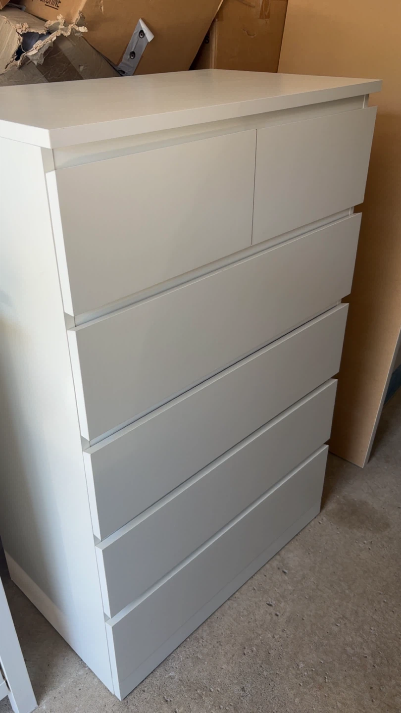 White ikea malm 6-Drawer Dresser