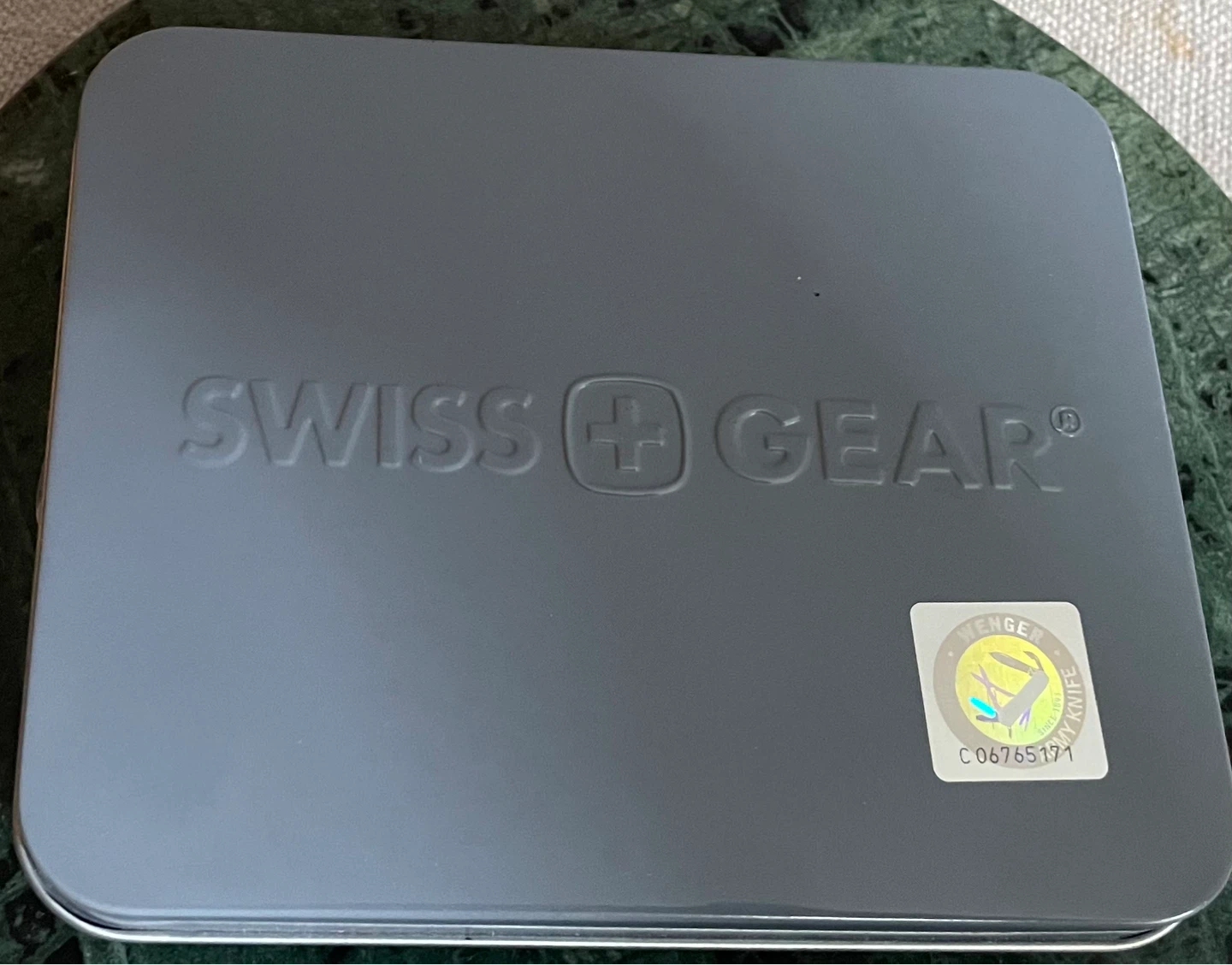 Swiss Gear 2 Black Genuine Leather Bifold Wallet with Money Clip