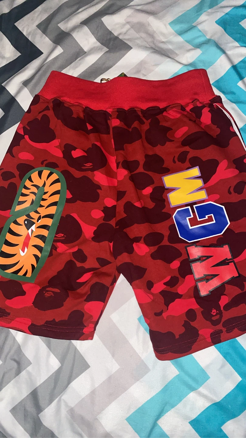A Bathing Ape BAPE Shark Camo Shorts Red - photo 3