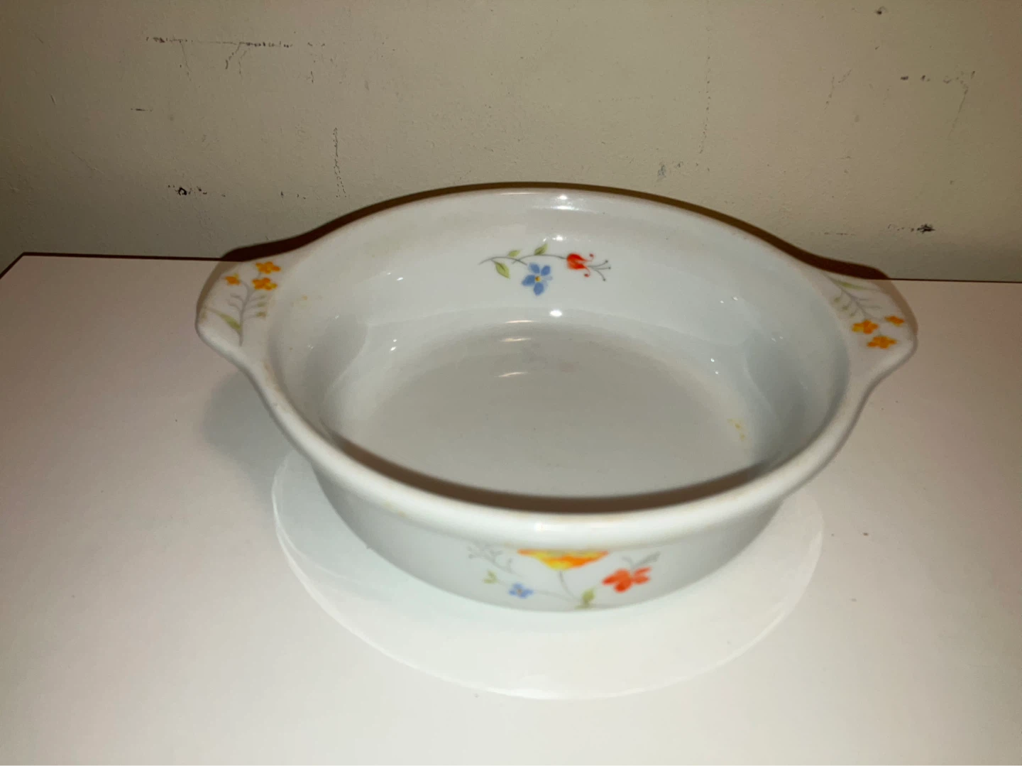 Bake N Serve Round Baker 24 oz. Heartside Dish