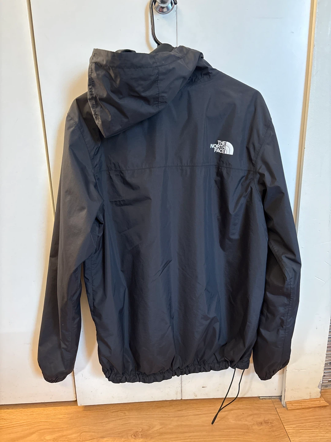 The North Face Men's Black Hooded Jacket - photo 2