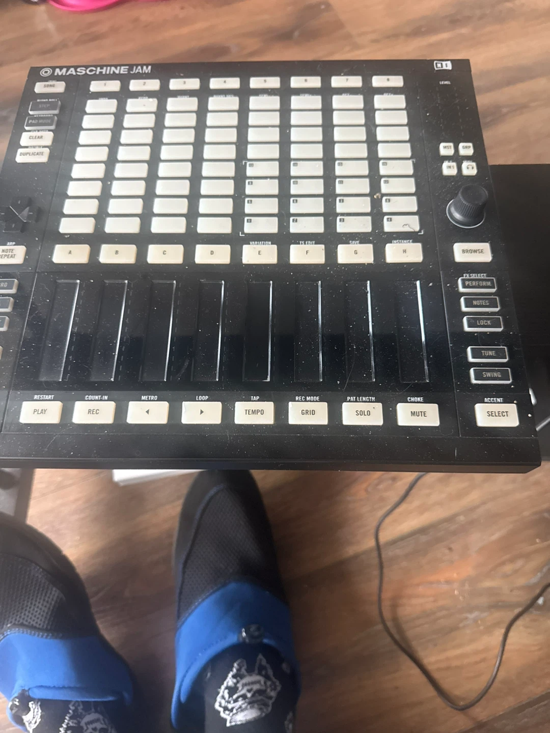 NI Maschine Jam Studio Controller and maschine mk3 groove box - photo 2