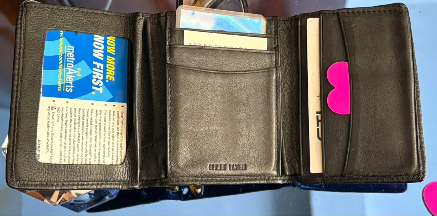 Black Genuine Leather Trifold Wallet - photo 4
