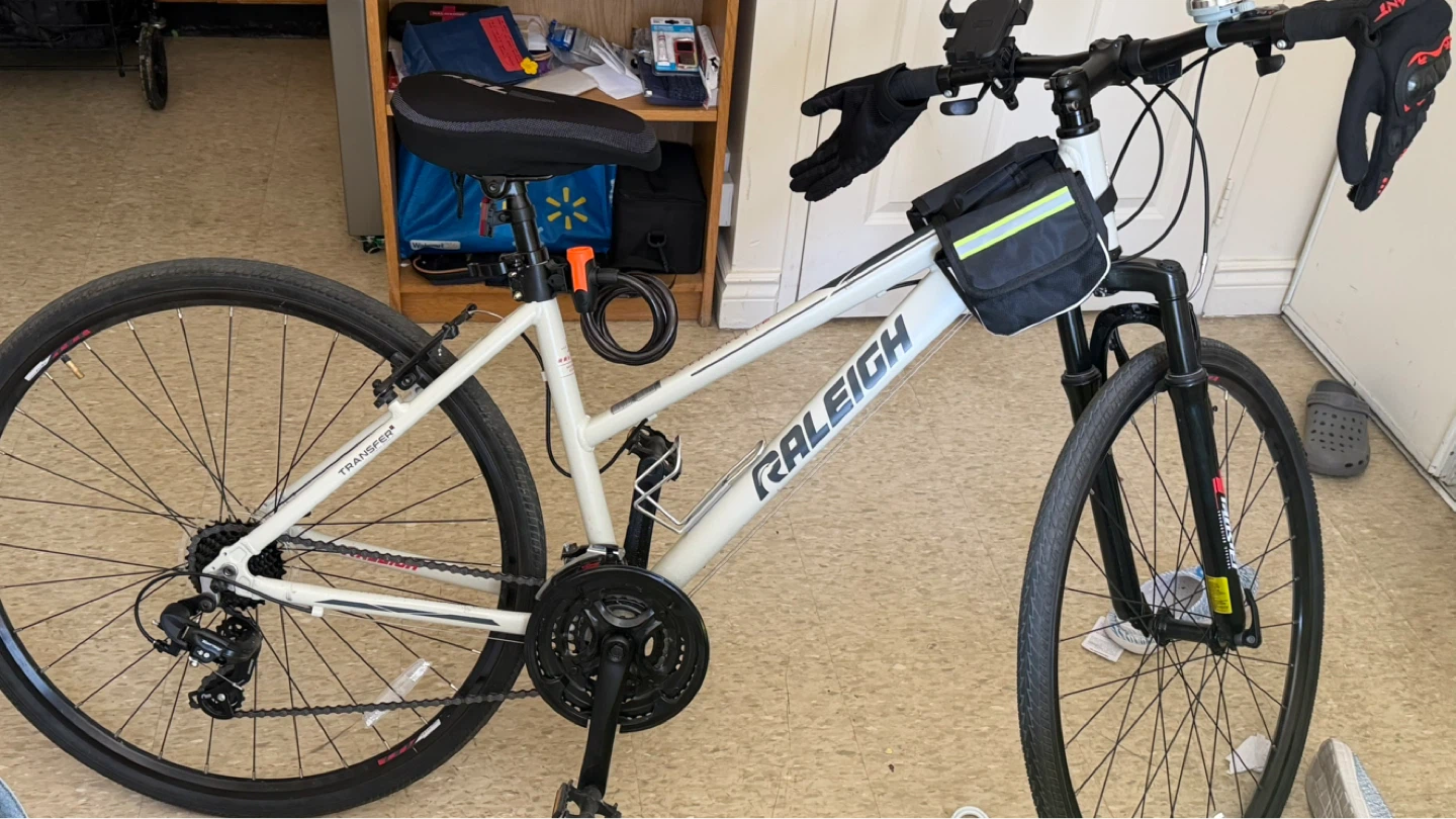 Raleigh Hybrid Bicycle - photo 2