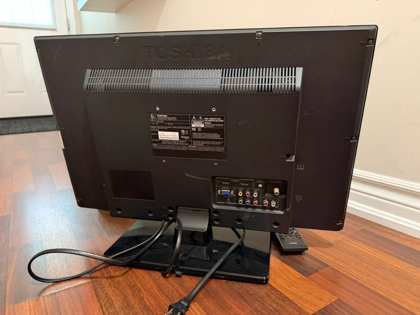 Toshiba 24" LED TV with Remote
