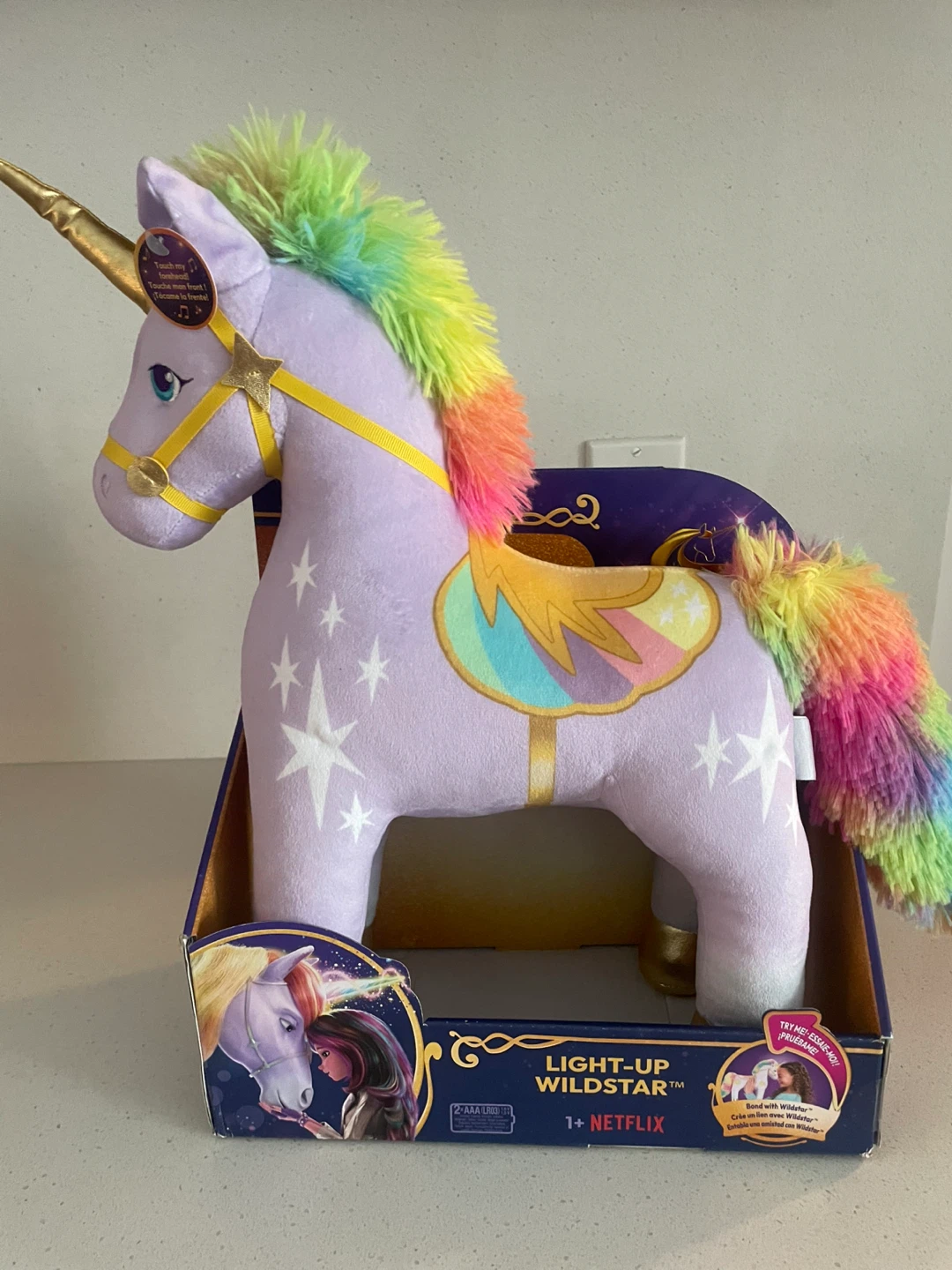Unicorn Academy Light-Up Wildstar Plush Toy