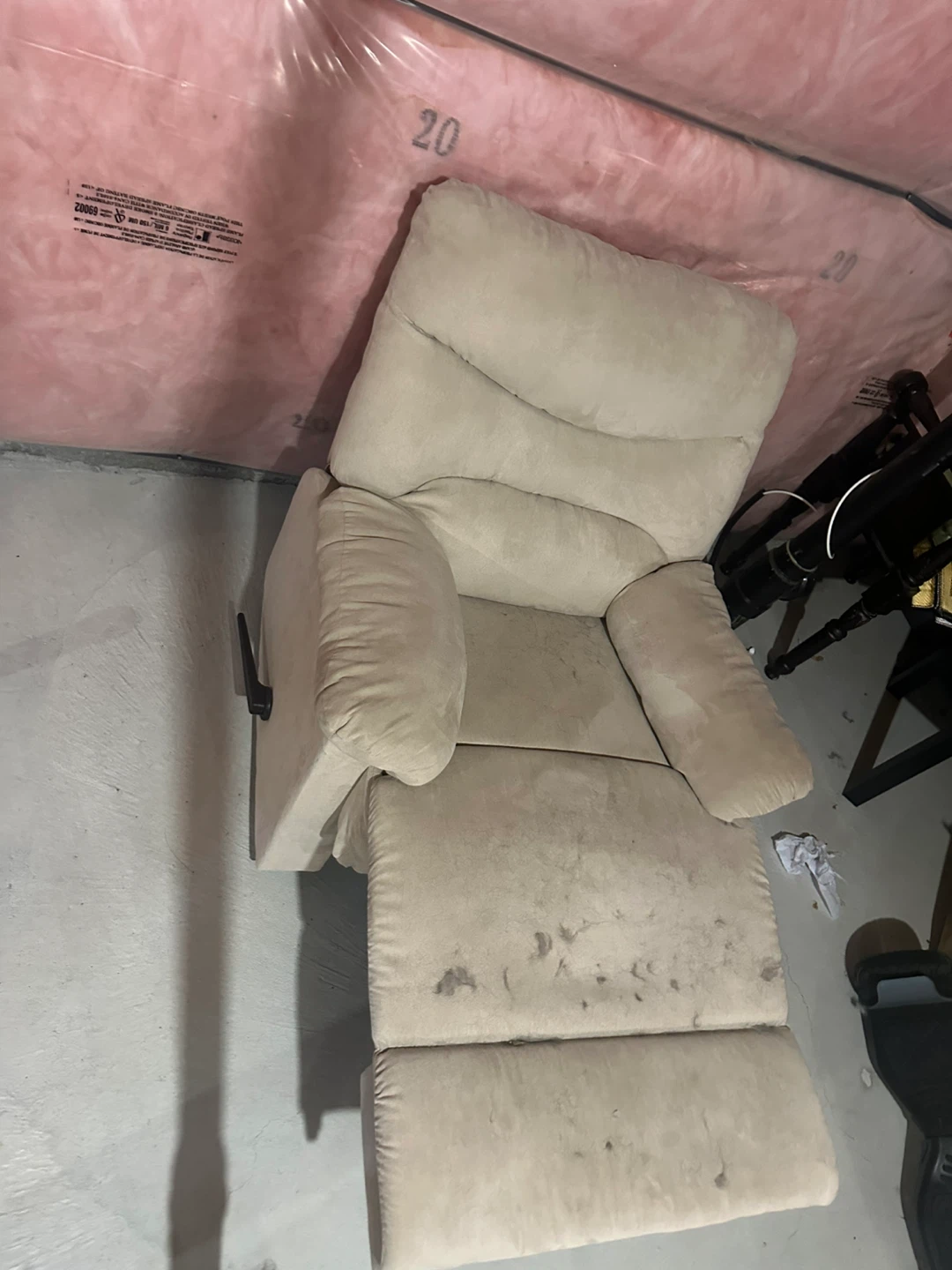 Tan microfibre recliner chair - photo 2