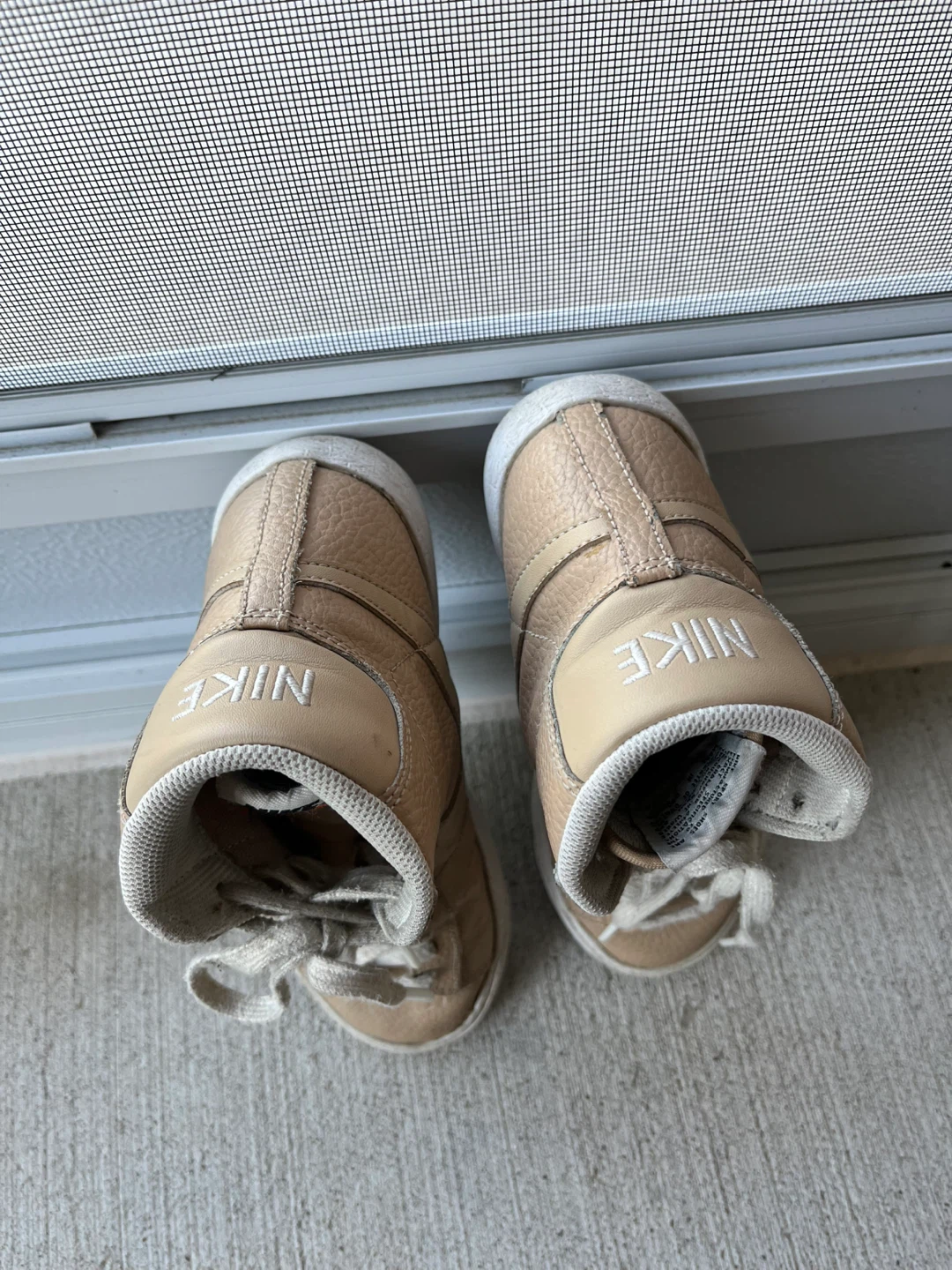 Nike leather boys shoes - photo 4