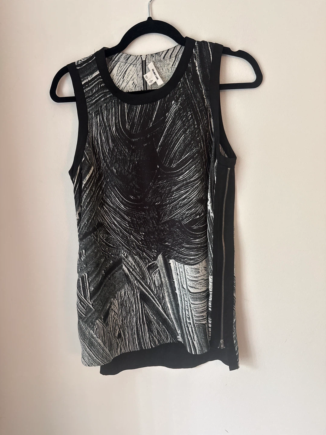 Helmut Lang Women's Black & White Print Sleeveless Top Size S