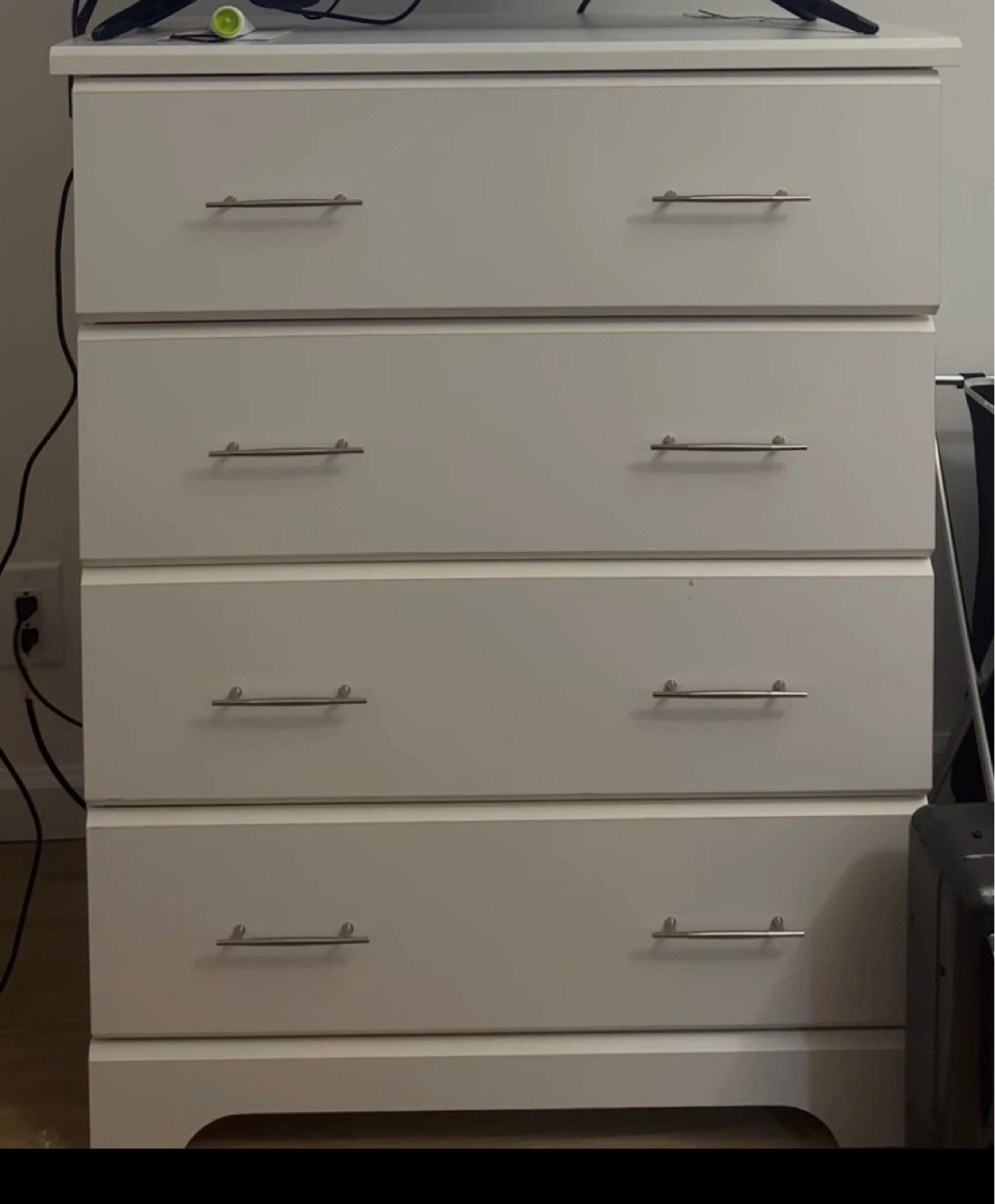 Storkcraft Brookside 4 Drawer Dresser - White - photo 5