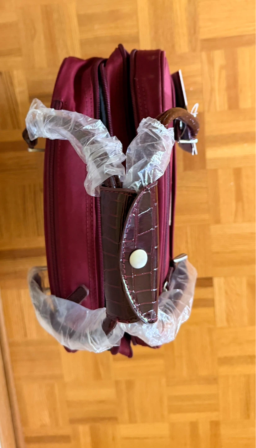 SIMON CHANG Rolling Suitcase - brand new mint hi Red - photo 2