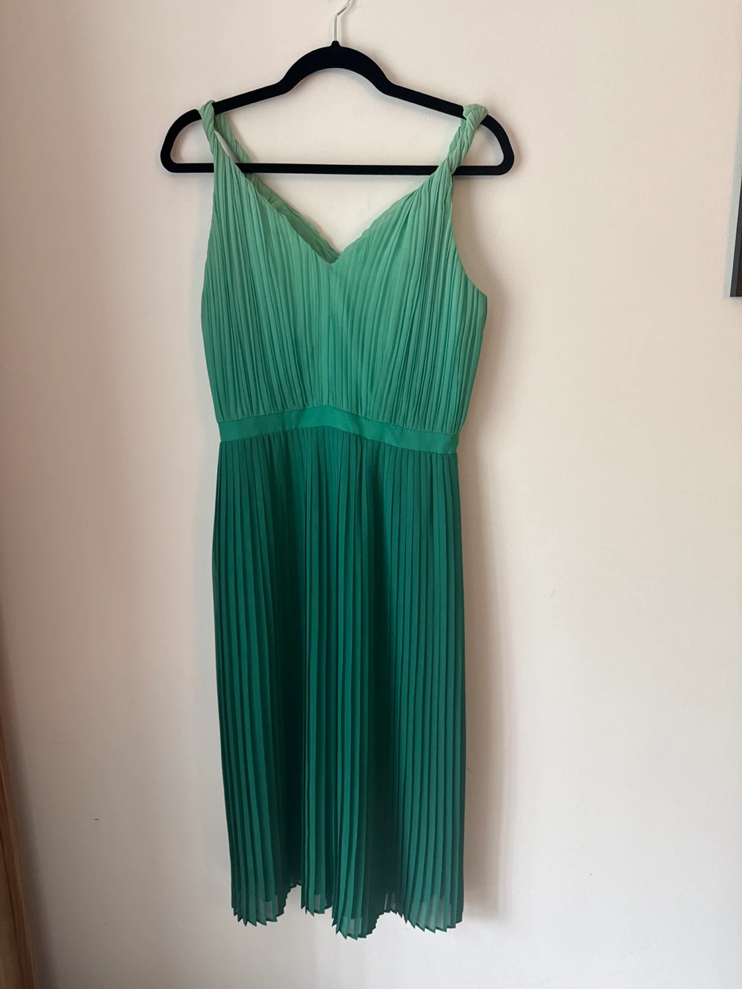 Banana Republic Green Pleated Dress Size 4
