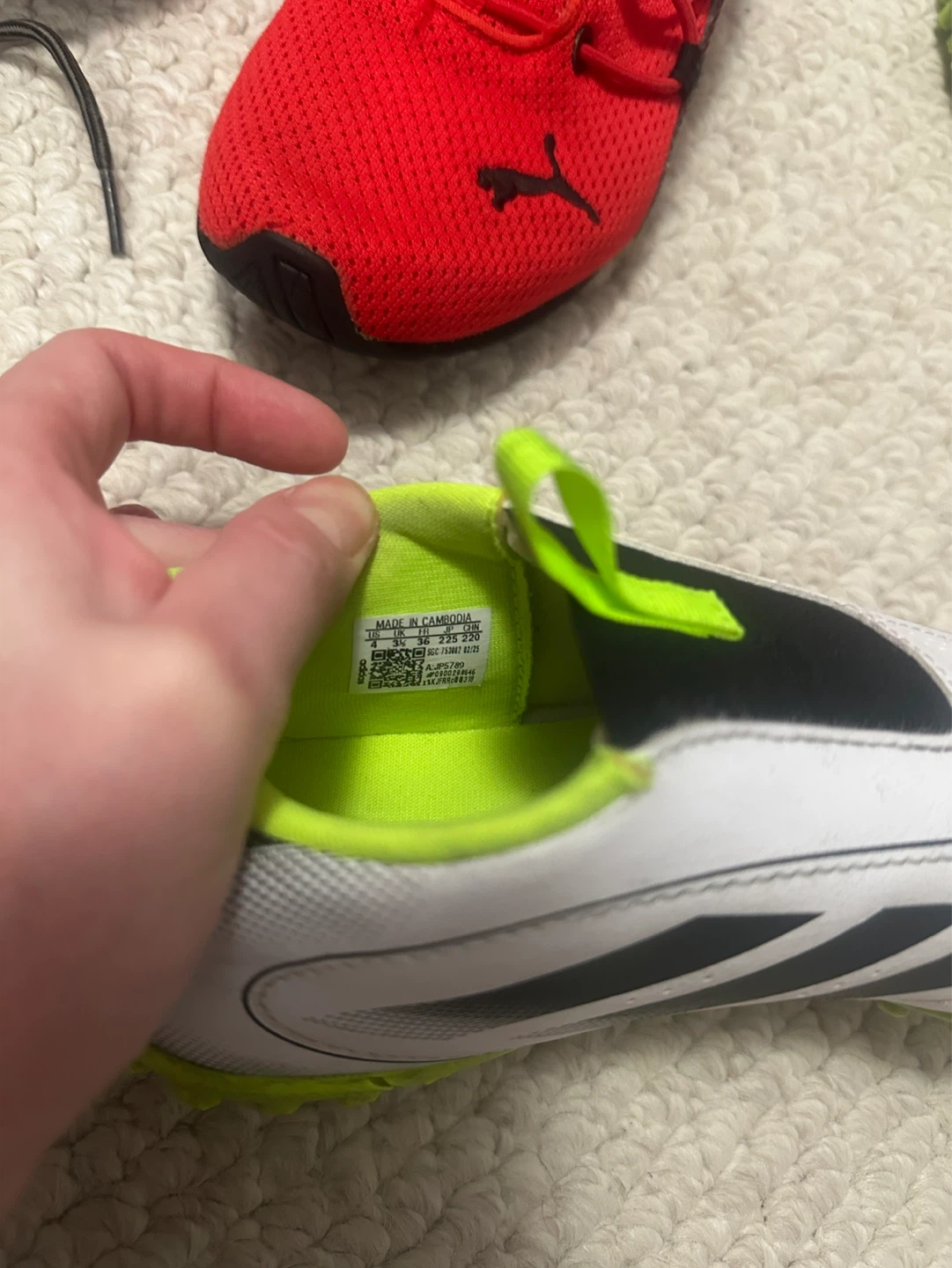 Puma Red Soccer Cleats - photo 4