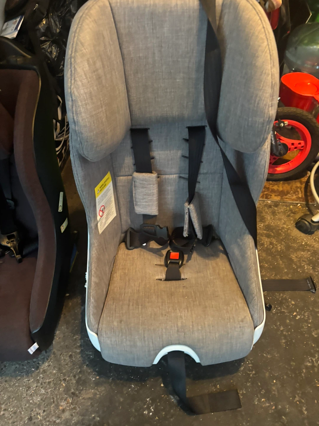Car seat for kids 30 dollars each - photo 2