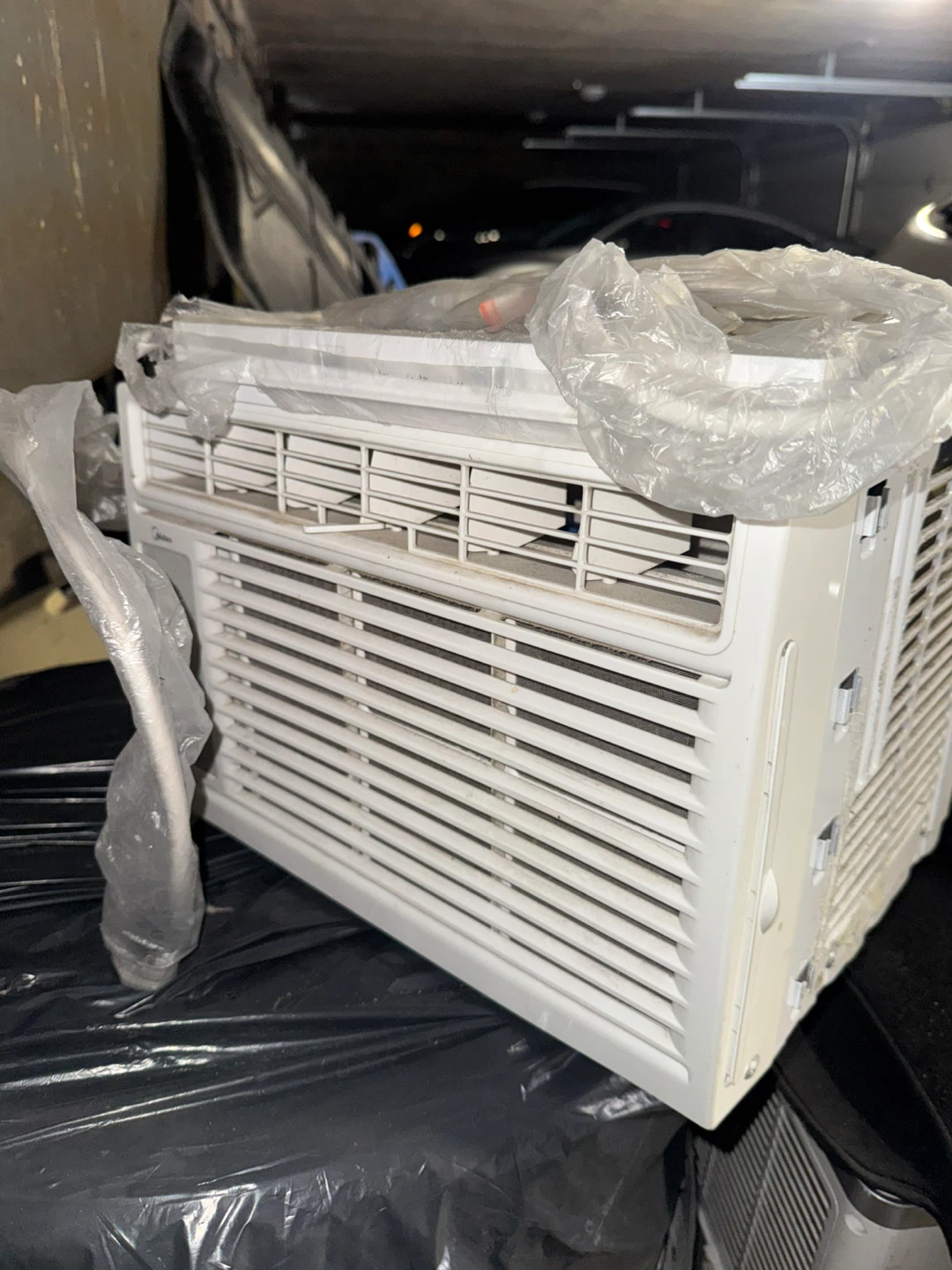 Window Air Conditioner - photo 2
