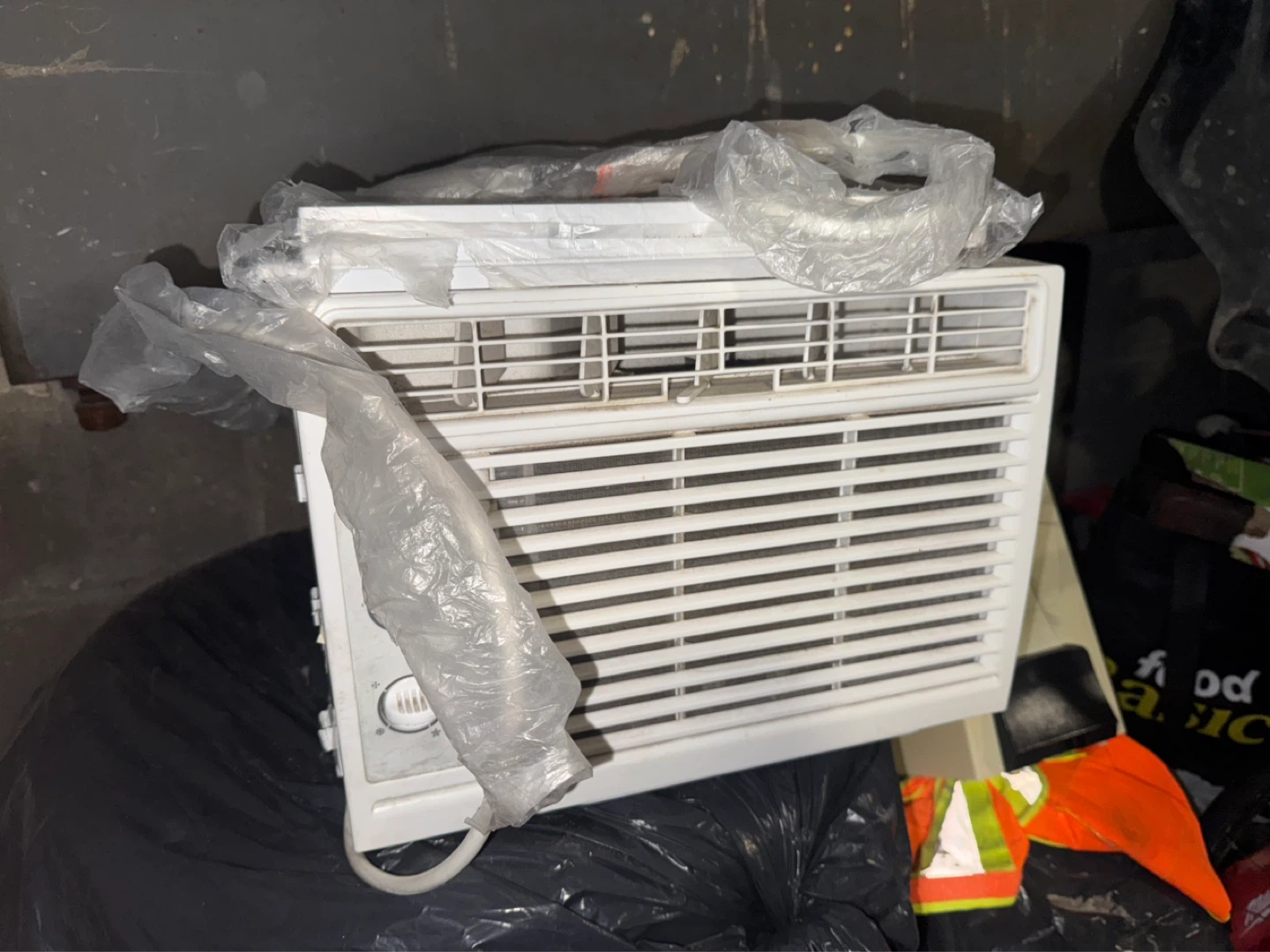Window Air Conditioner