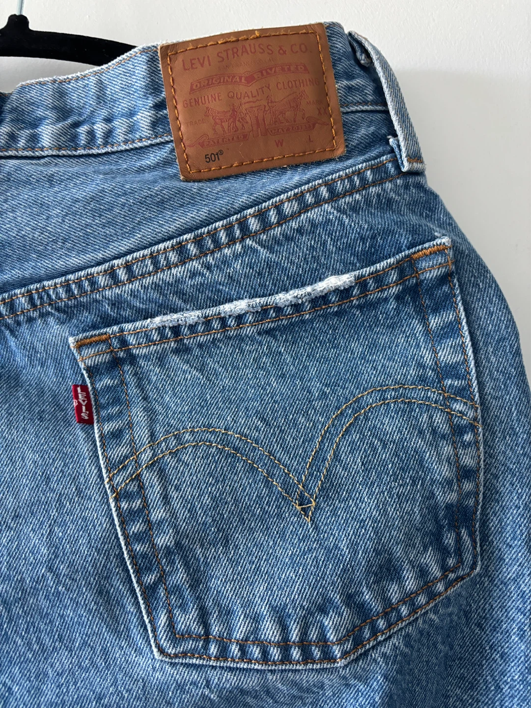 Levi's 501 Women's Jeans W28 L30 - photo 3
