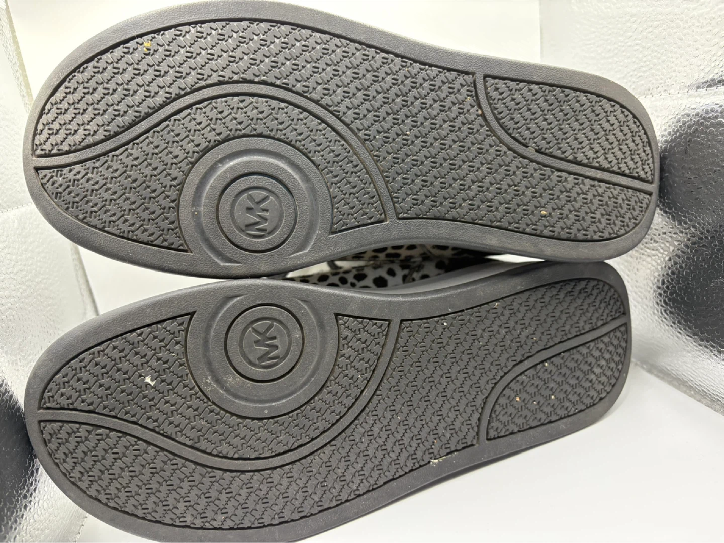 7 - Like NEW! Michael Kors Women's Platform Sneakers - photo 4