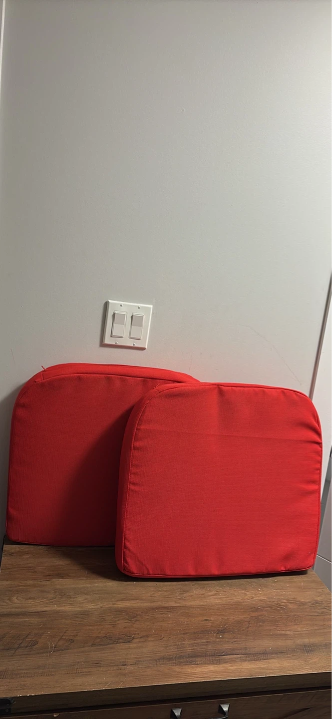 2 Red Outdoor Chair Cushions - photo 3