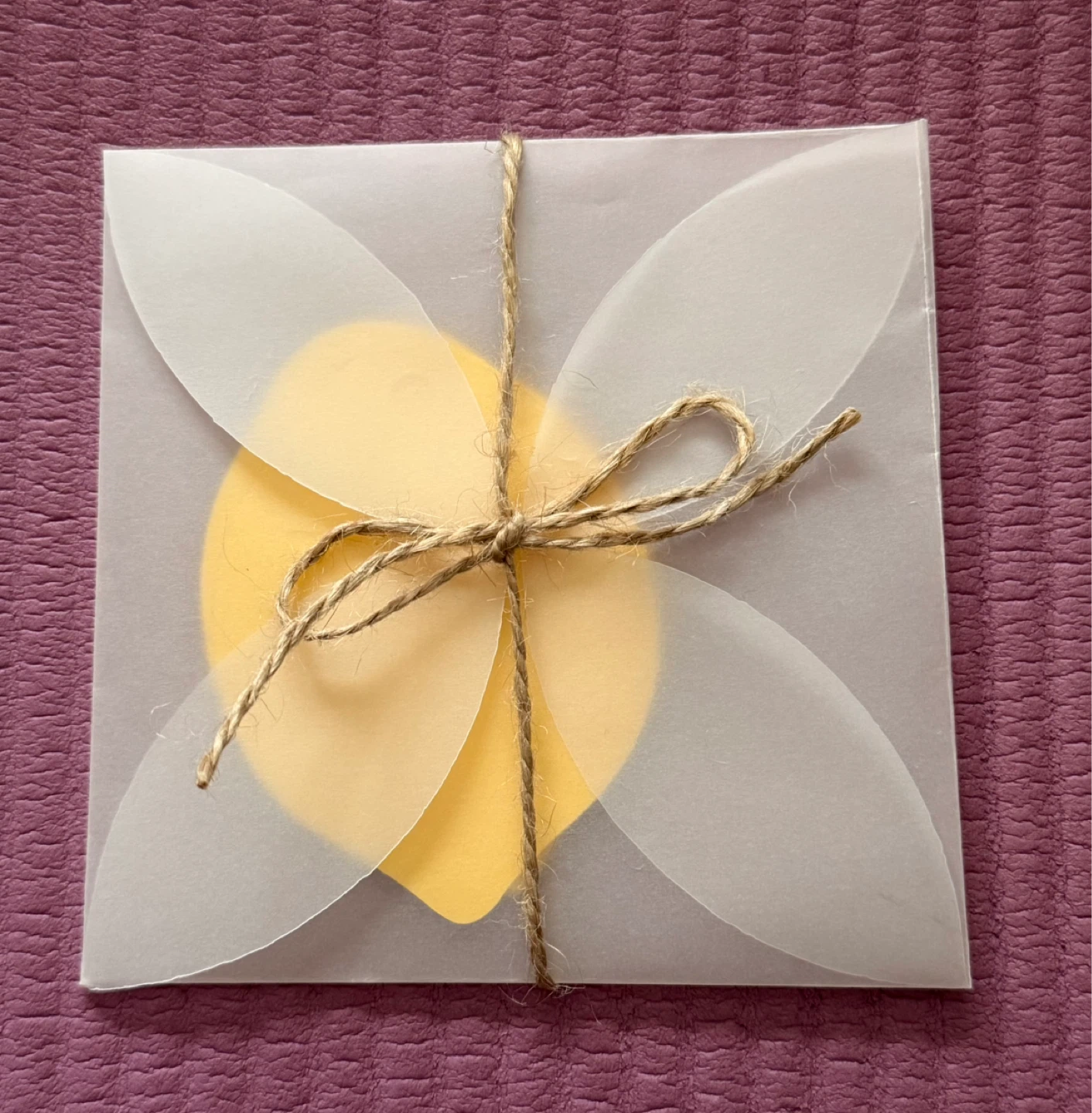 NEW🍋Yellow Lemon Shaped Gift Tags (Set of 12) - photo 2