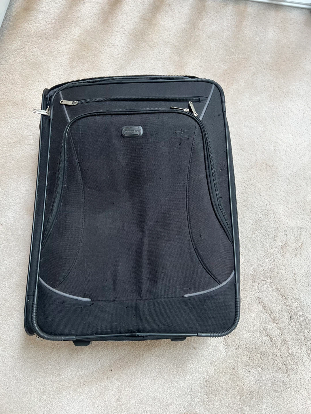 Travelite Black Rolling Suitcase - photo 2