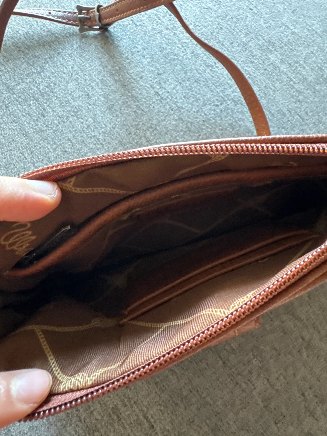 Wrangler Brown & White Cowhide Crossbody Wallet - photo 2