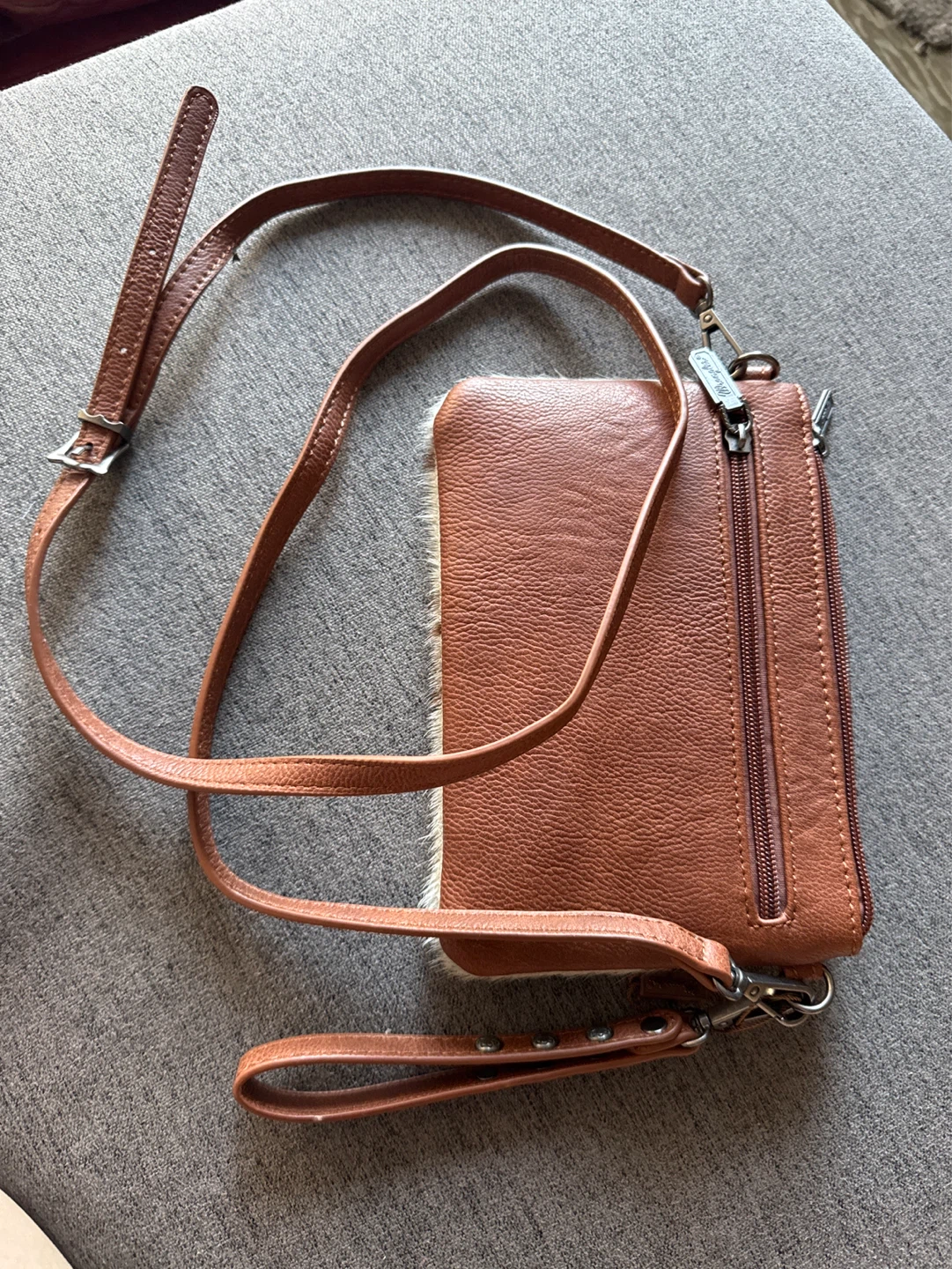 Wrangler Brown & White Cowhide Crossbody Wallet - photo 3