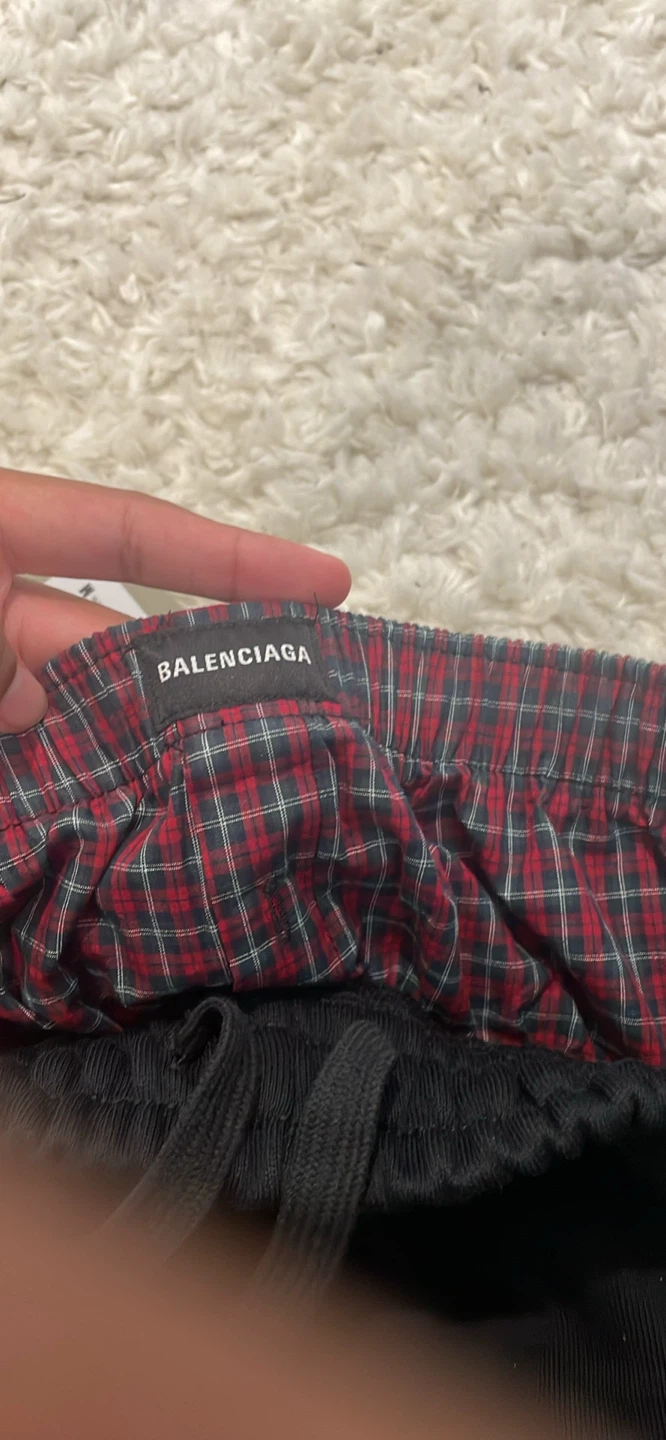 Balenciaga Plaid Detail Lounge Shorts - photo 3
